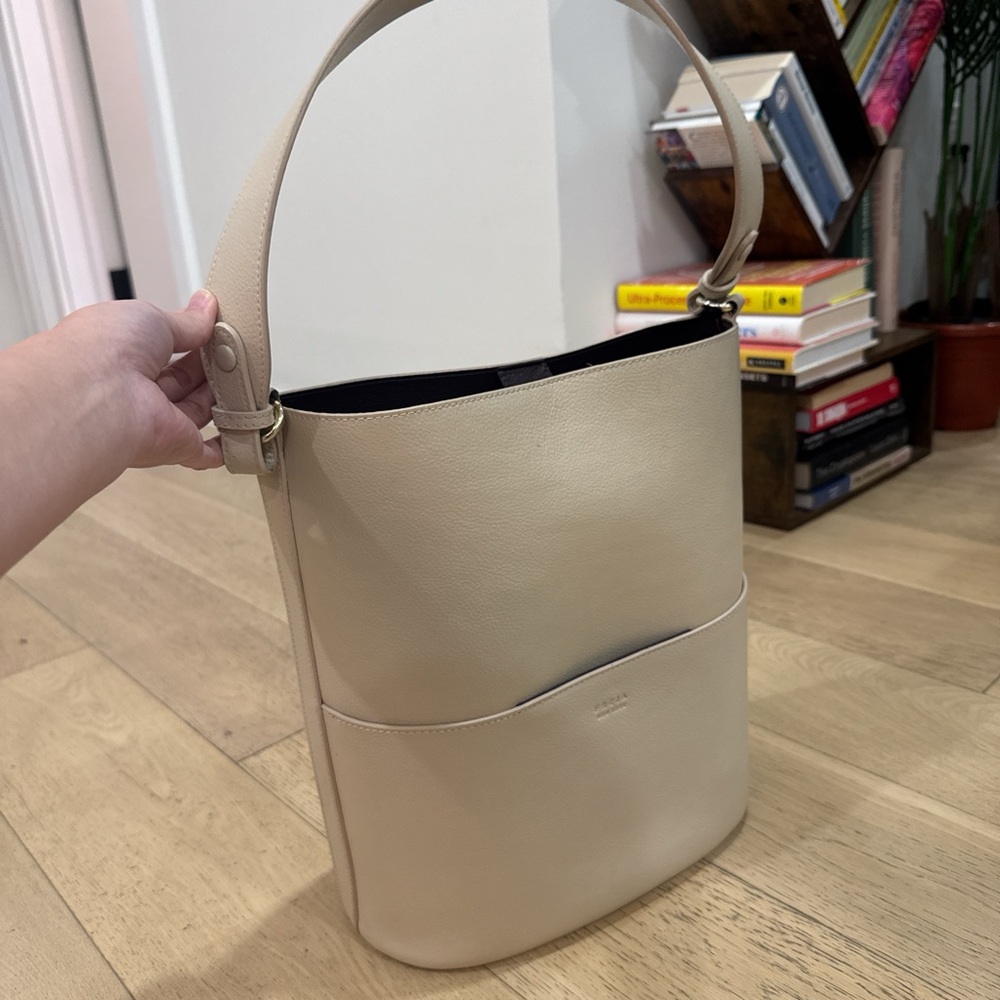 Freja tall oat tote